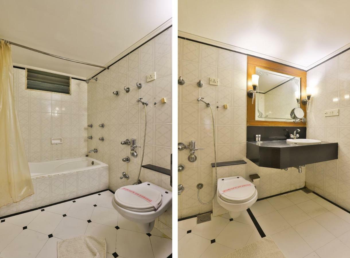 Hotel Pinnacle Ahmedabad Esterno foto